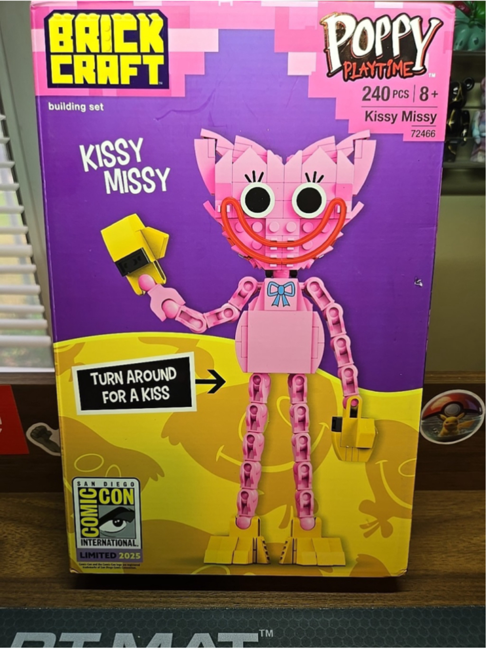 Brickcraft Poppy Playtime Kissy Missy 240 Piece Building Block Set Comic Con 25